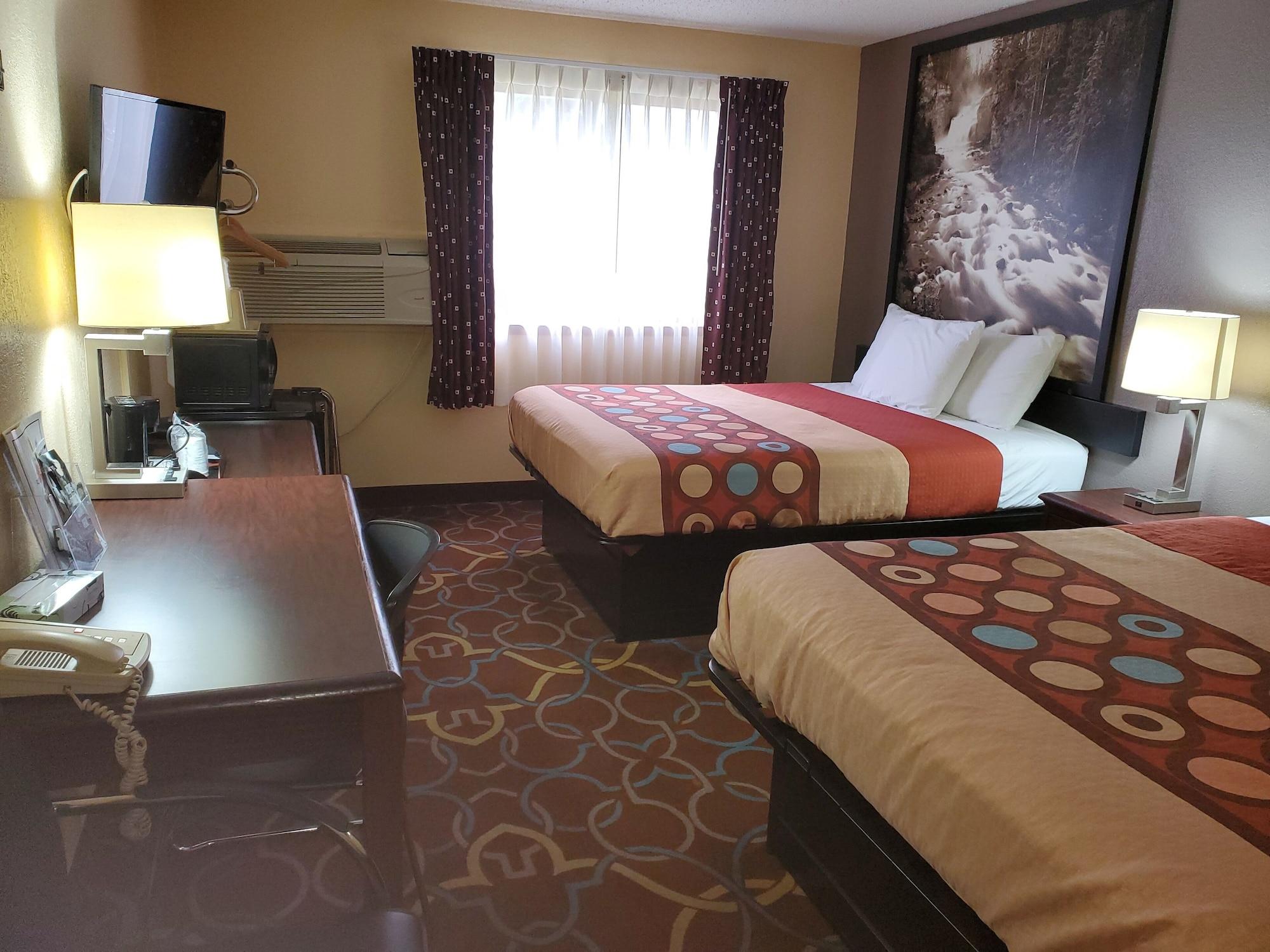 Super 8 By Wyndham Kansas City At Barry Road/Airport Exterior photo
